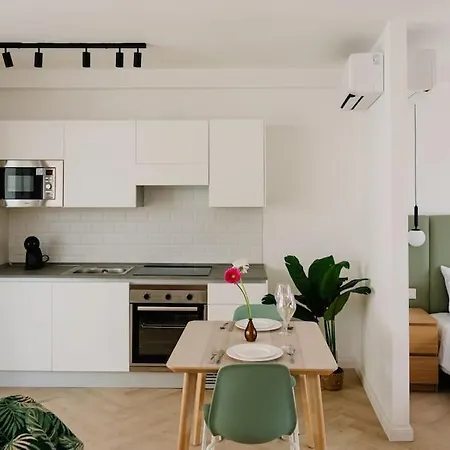 Mainstreet Designer 5 * Sliema